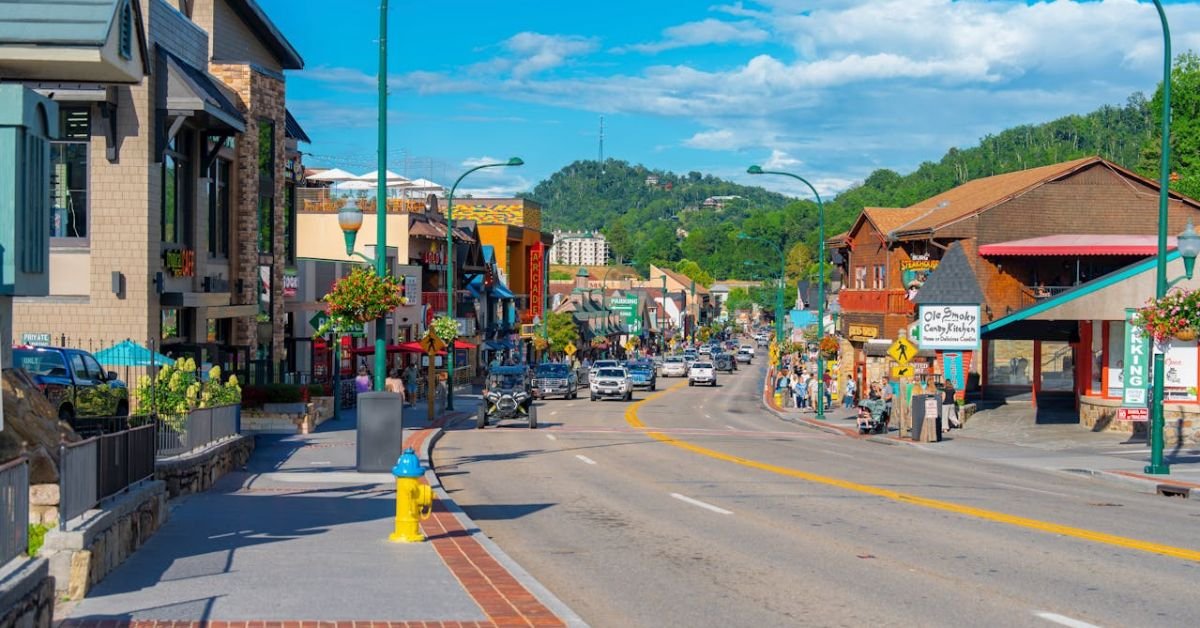 Gatlinburg, Tennessee Gatlinburg, Tennessee